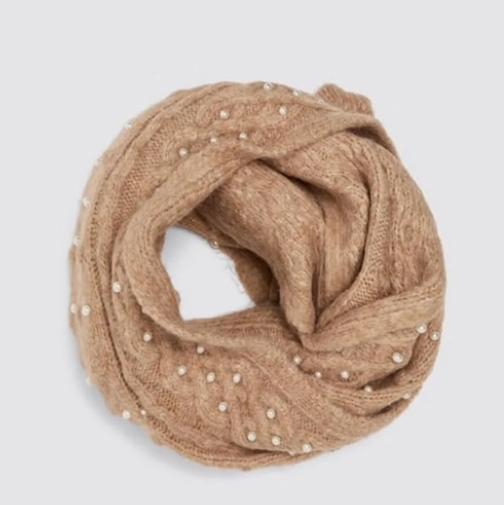 Zara Oversized Pearl Embellished Knit Scarf - NEW